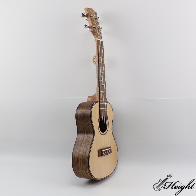 Spruce  ukulele 