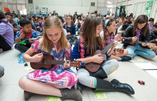 kids ukulele