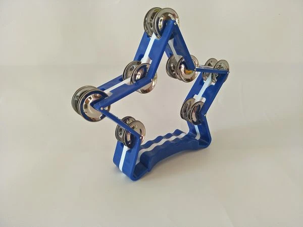 Tamburello in plastica a forma di stella con 14 paia di jingle